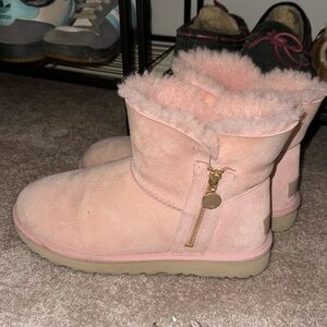Pink ankle ugg
